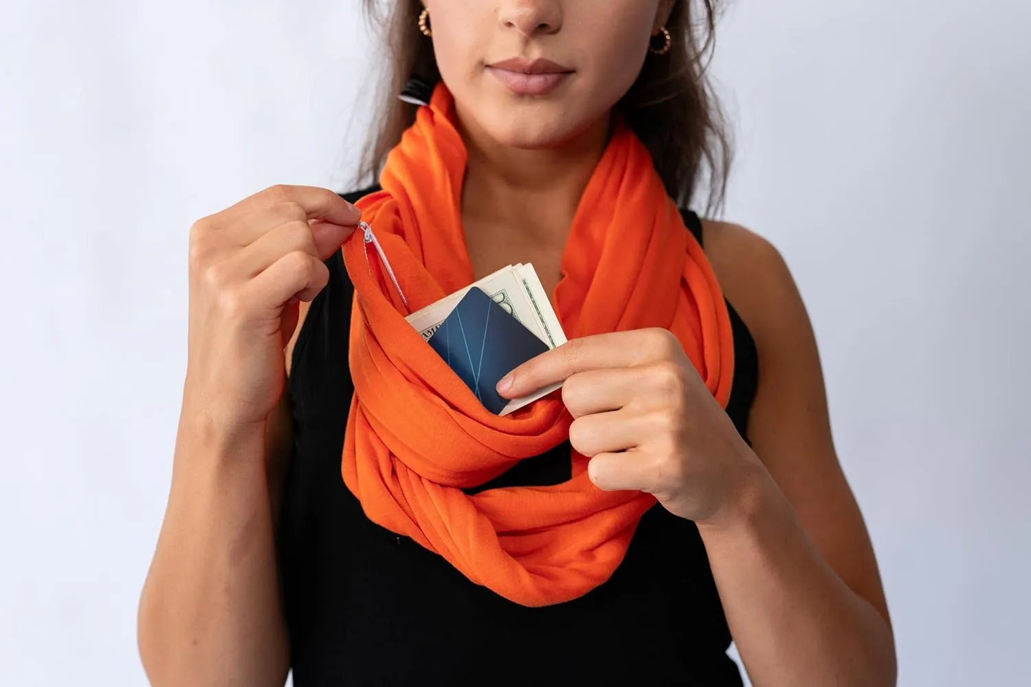 Clever Travel Companion Infinity Travel Scarf with Secret Hidden Pocket, Circle Loop Scarf for Fall Winter Travel Scarves