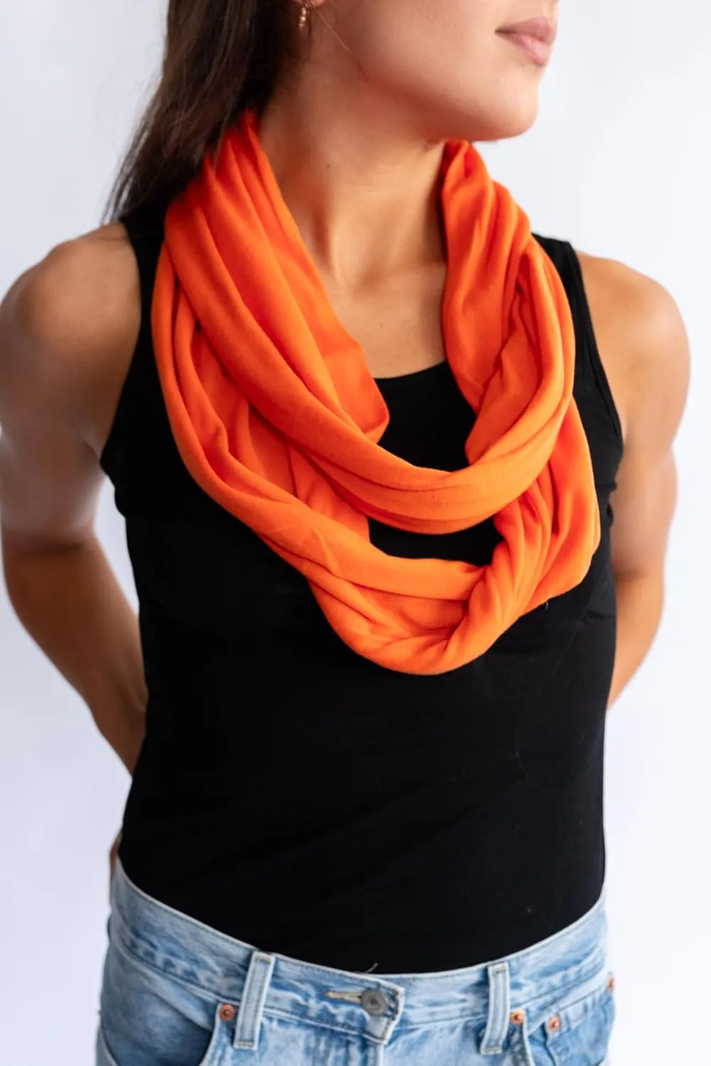 Clever Travel Companion Infinity Travel Scarf with Secret Hidden Pocket, Circle Loop Scarf for Fall Winter Travel Scarves