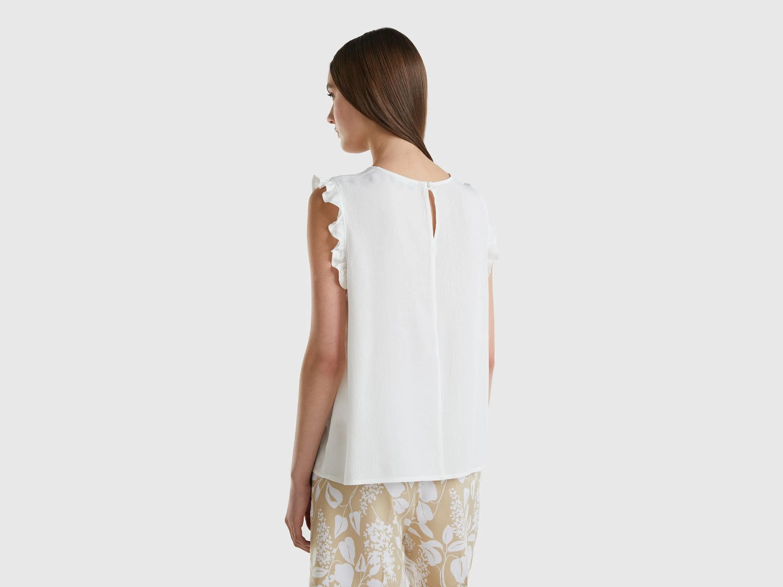 Flowy blouse with rouches