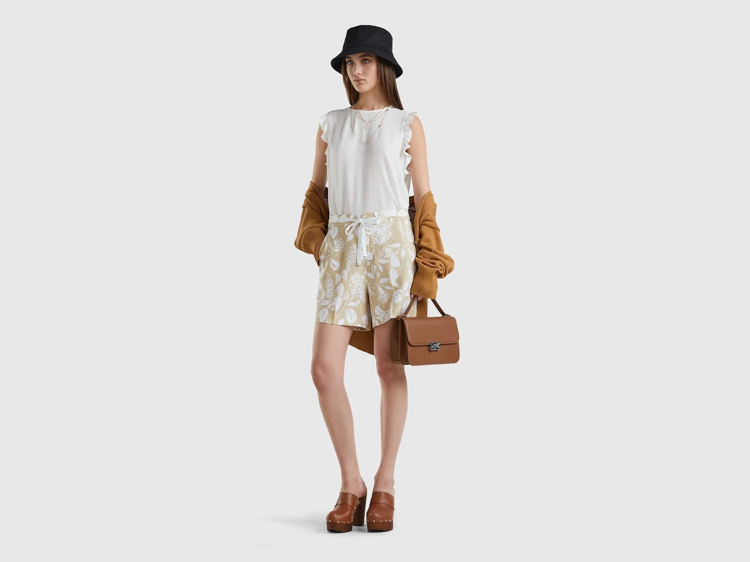 Flowy blouse with rouches