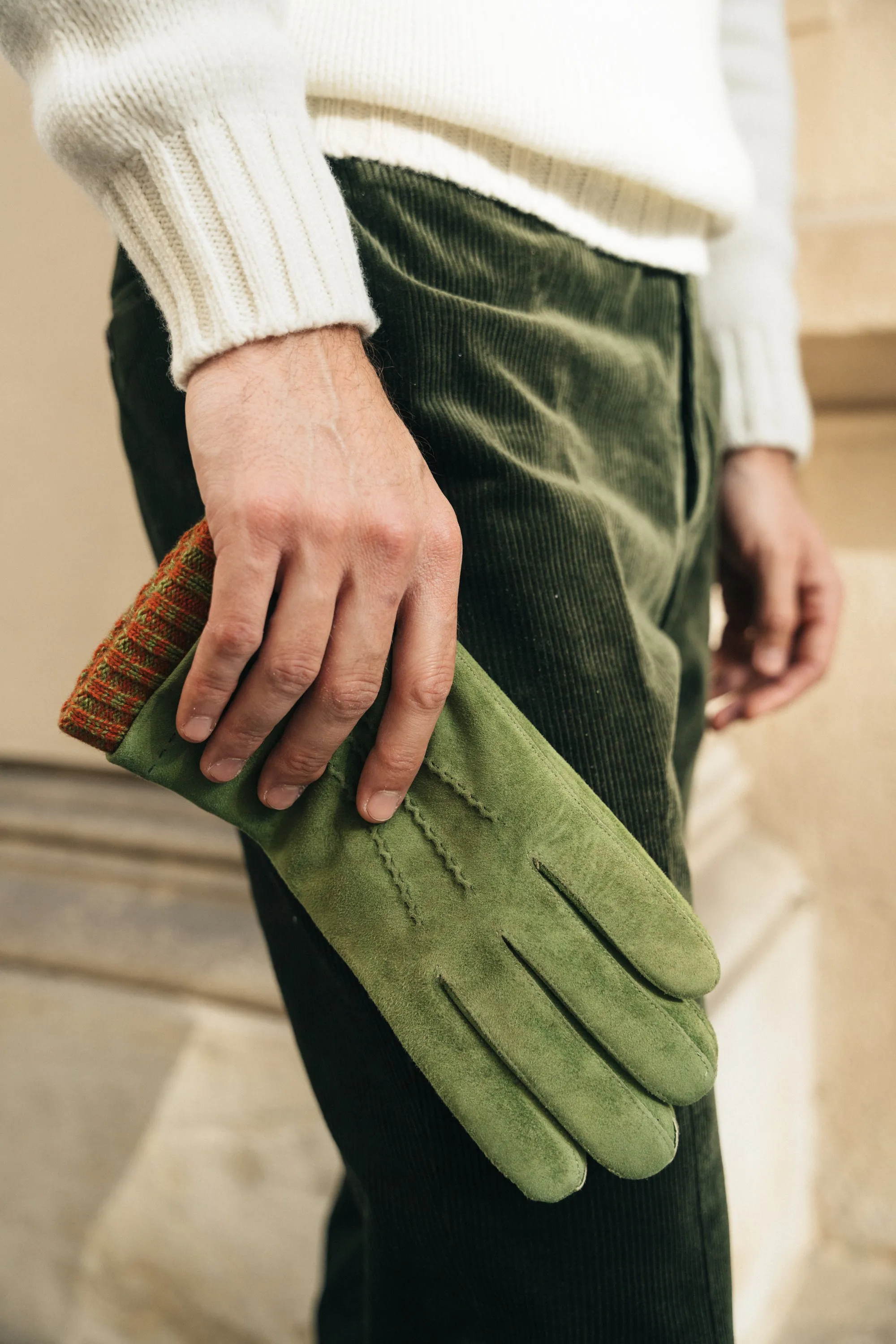 Gentlemen's Gloves from Moss Goatskin Lined with Cashmere