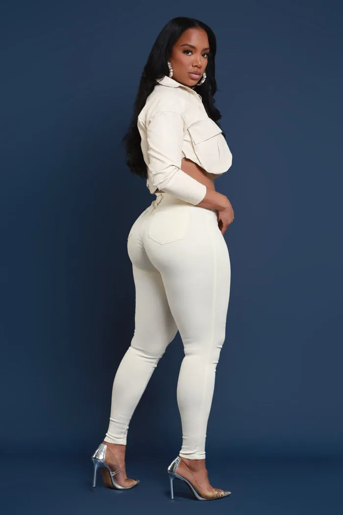 Super Swank High Rise Belt Loop Stretchy Skinny Jeans - Cream