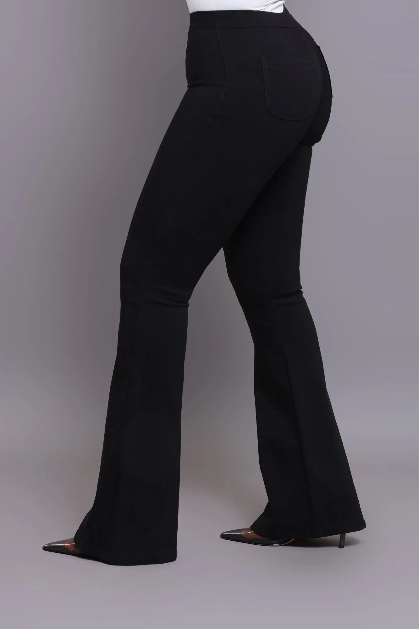 Super Swank High Rise Flare Stretchy Jeans - Black