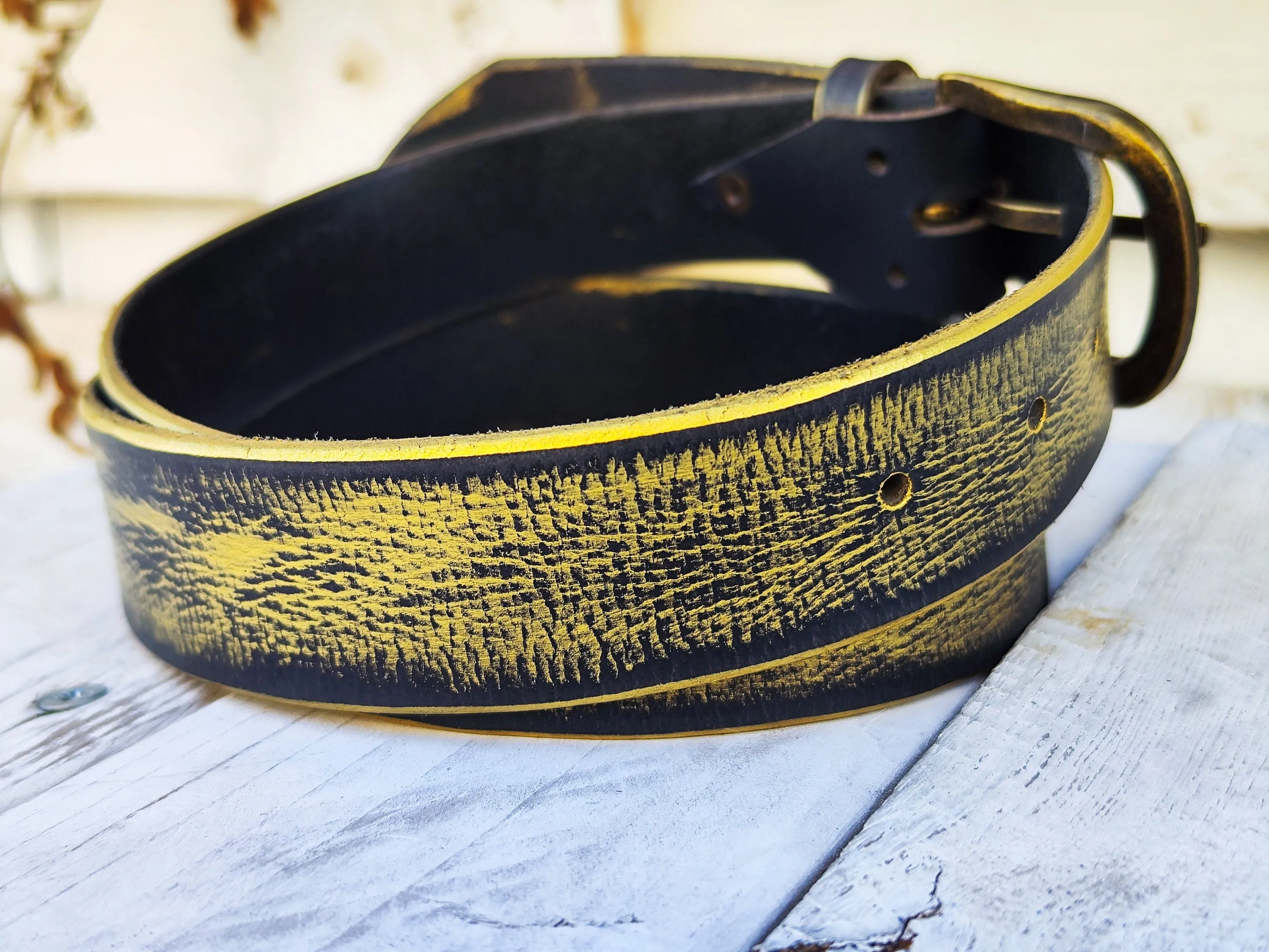 Vintage Western Leather Belt - Black and Gold - Chic Touch