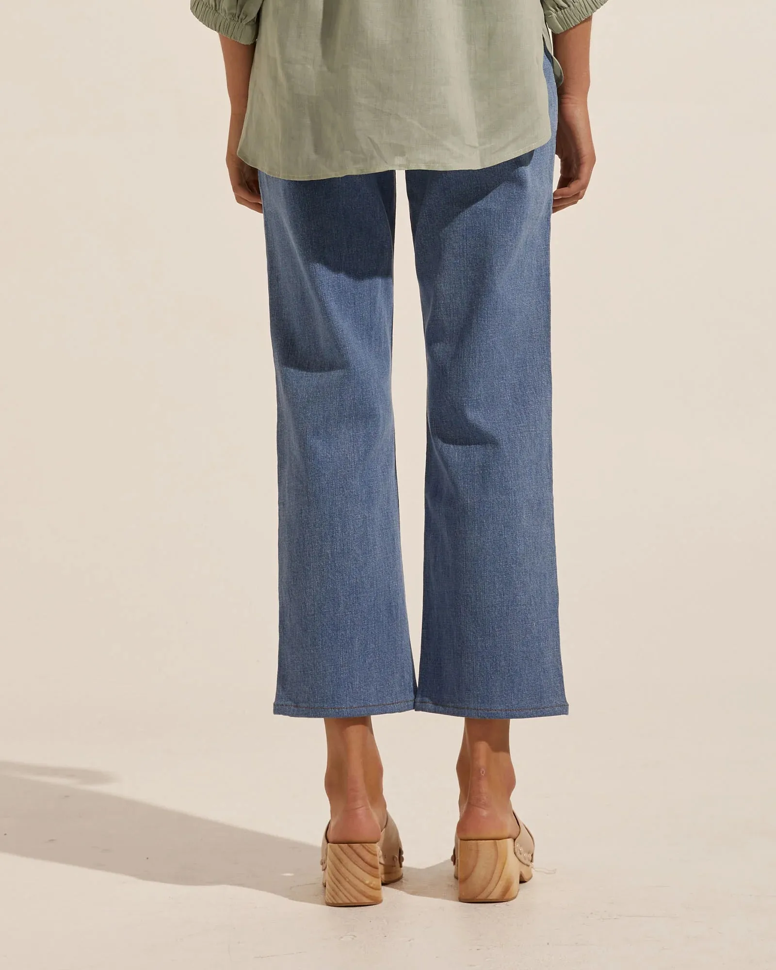 Zoe Kratzmann College Jeans